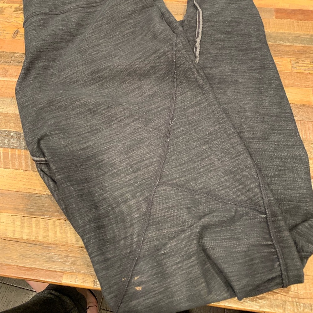 LuLuLemon workout pants - with flaws